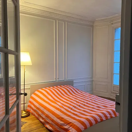 Episode Apartment Paris